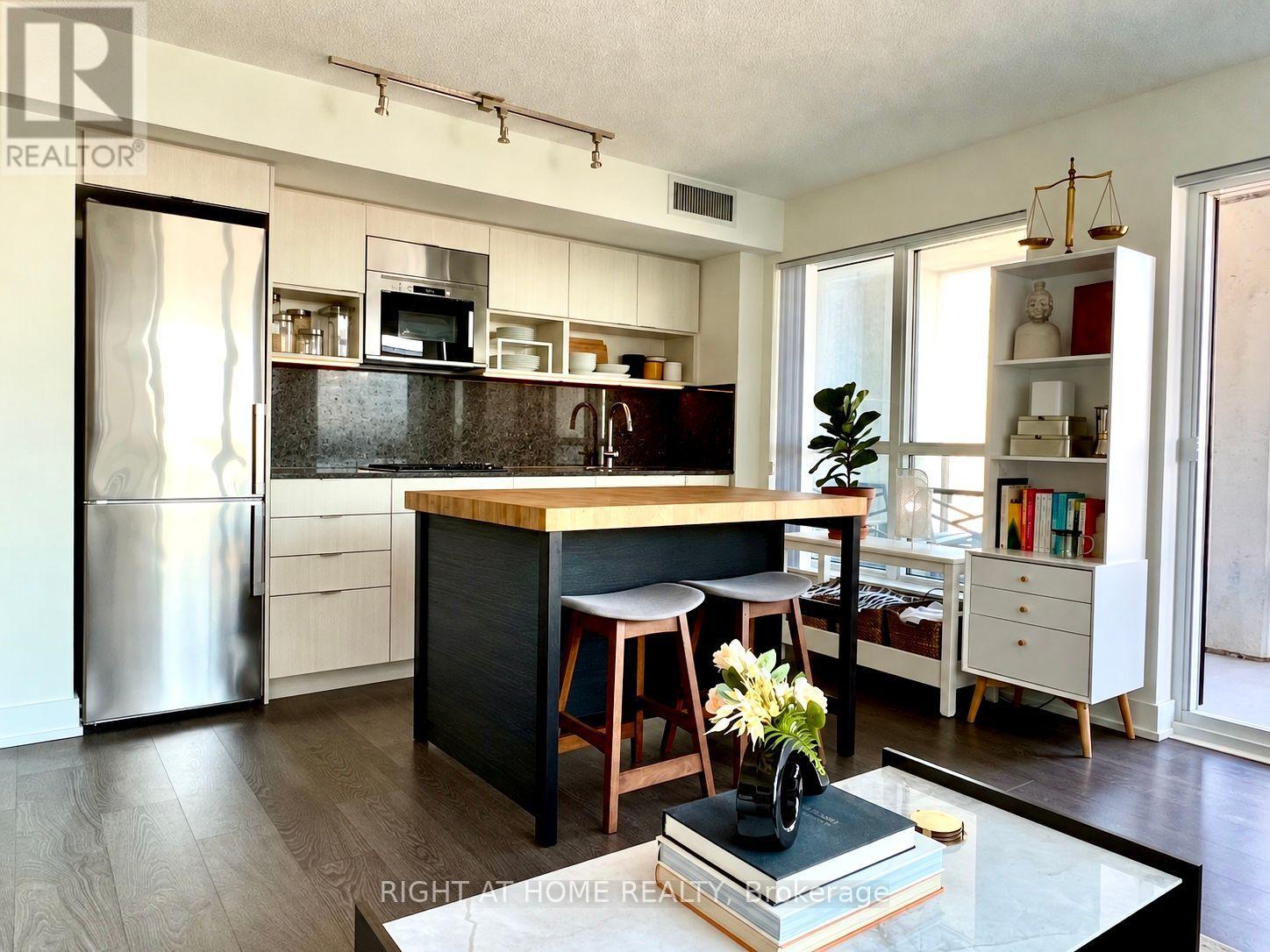 #709 7 MABELLE AVENUE - 13