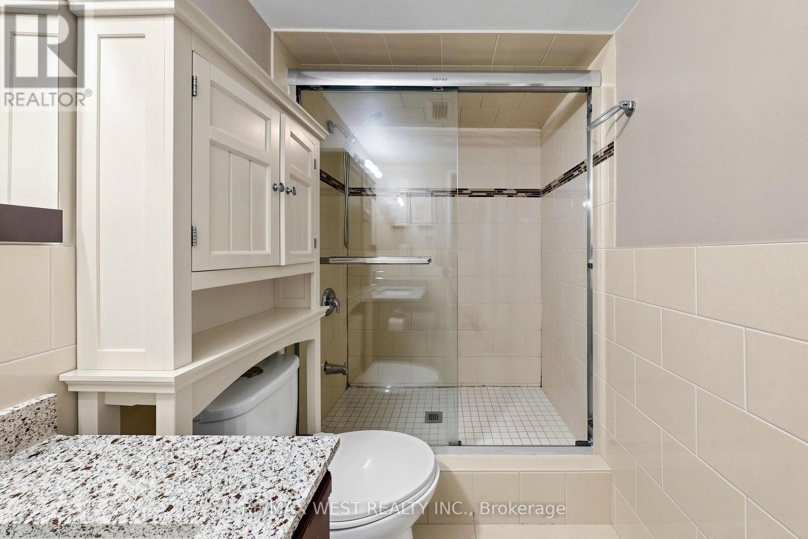 102- 370 Dixon Road, Toronto, ON photo 26