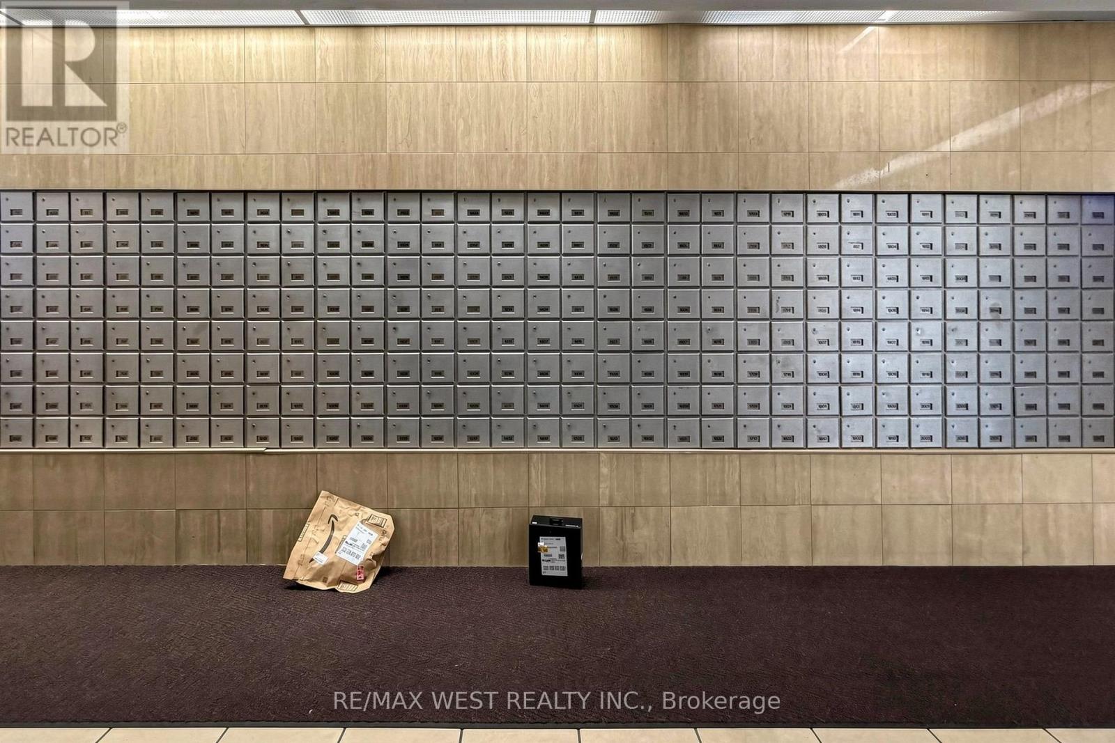 102- 370 Dixon Road, Toronto, ON photo 32
