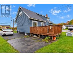 Kitchen - 936 Upper Prince Street, Sydney, NS B1P5P2 Photo 10