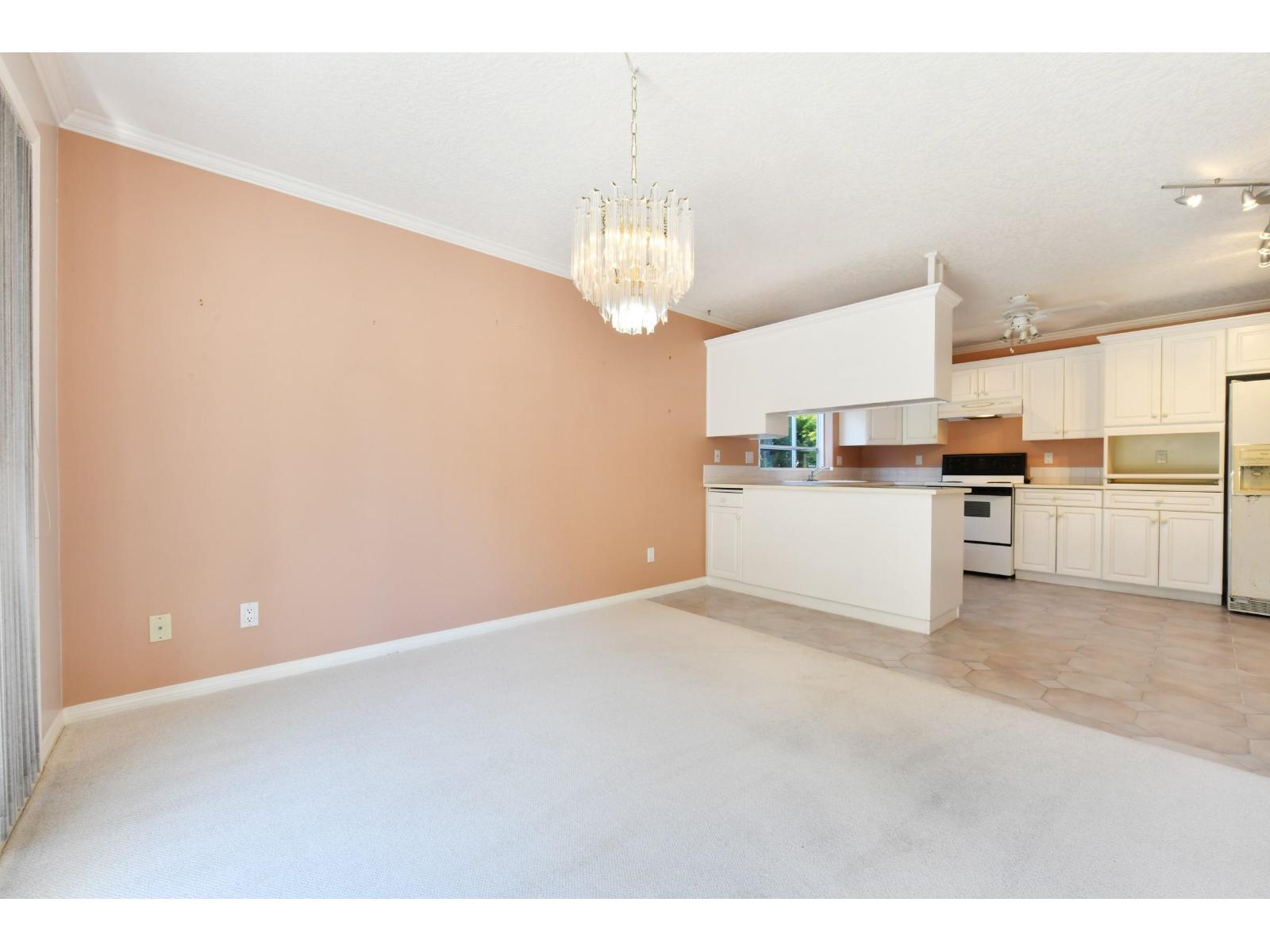 Photo of 136 4001 OLD CLAYBURN ROAD 9