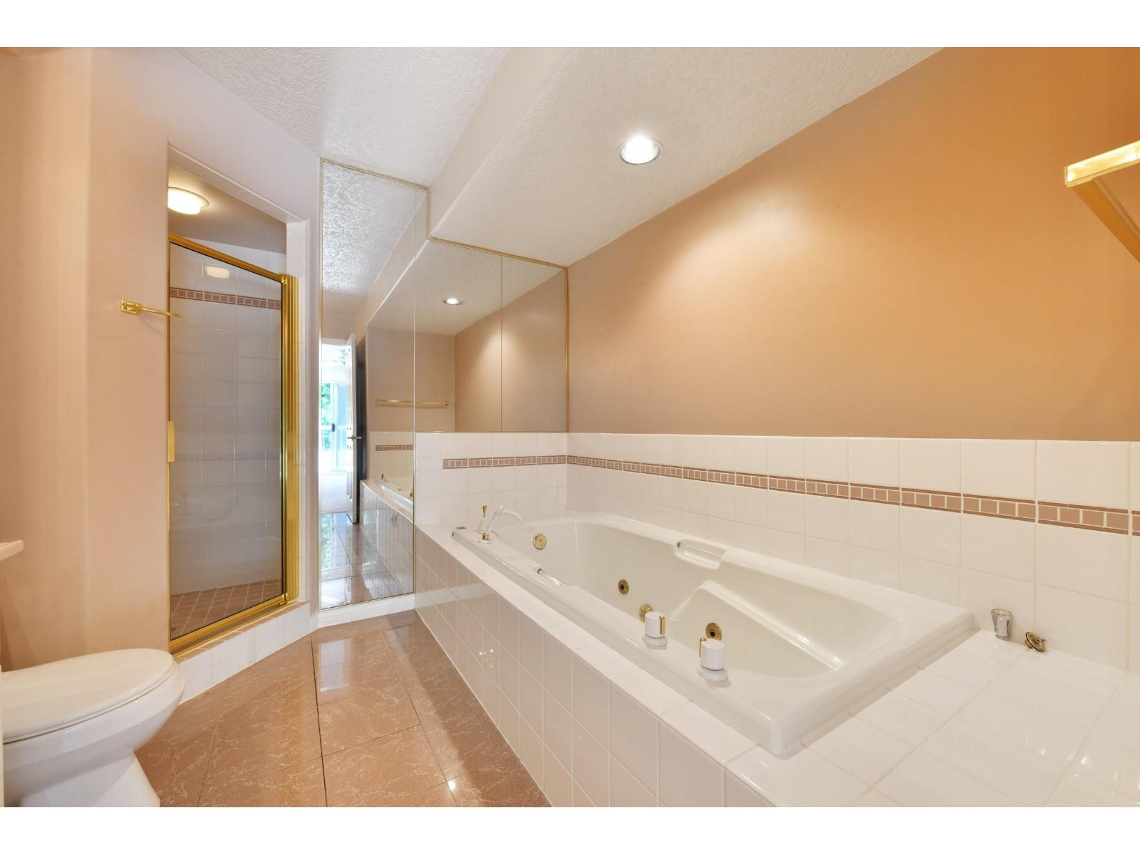 Photo of 136 4001 OLD CLAYBURN ROAD 13