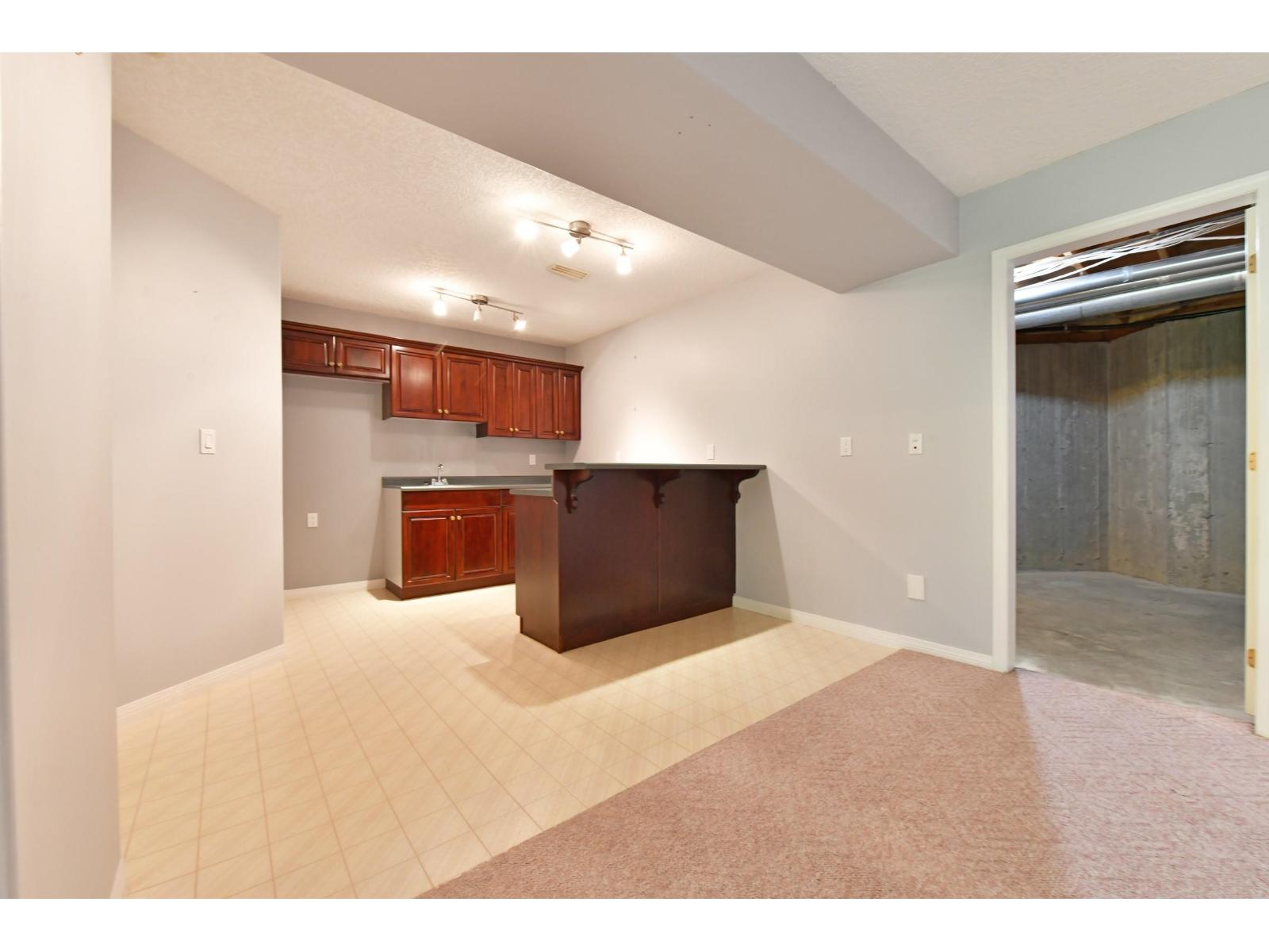 Photo of 136 4001 OLD CLAYBURN ROAD 19