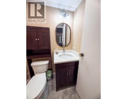 220, 1304 15 Avenue SW - photo 12