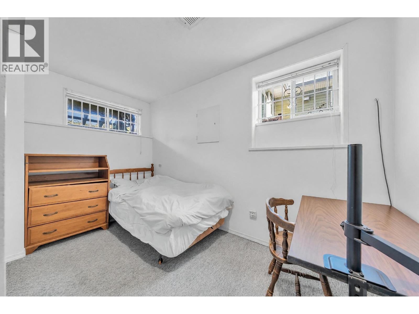 3631 WELLINGTON AVENUE, Vancouver - Image 1