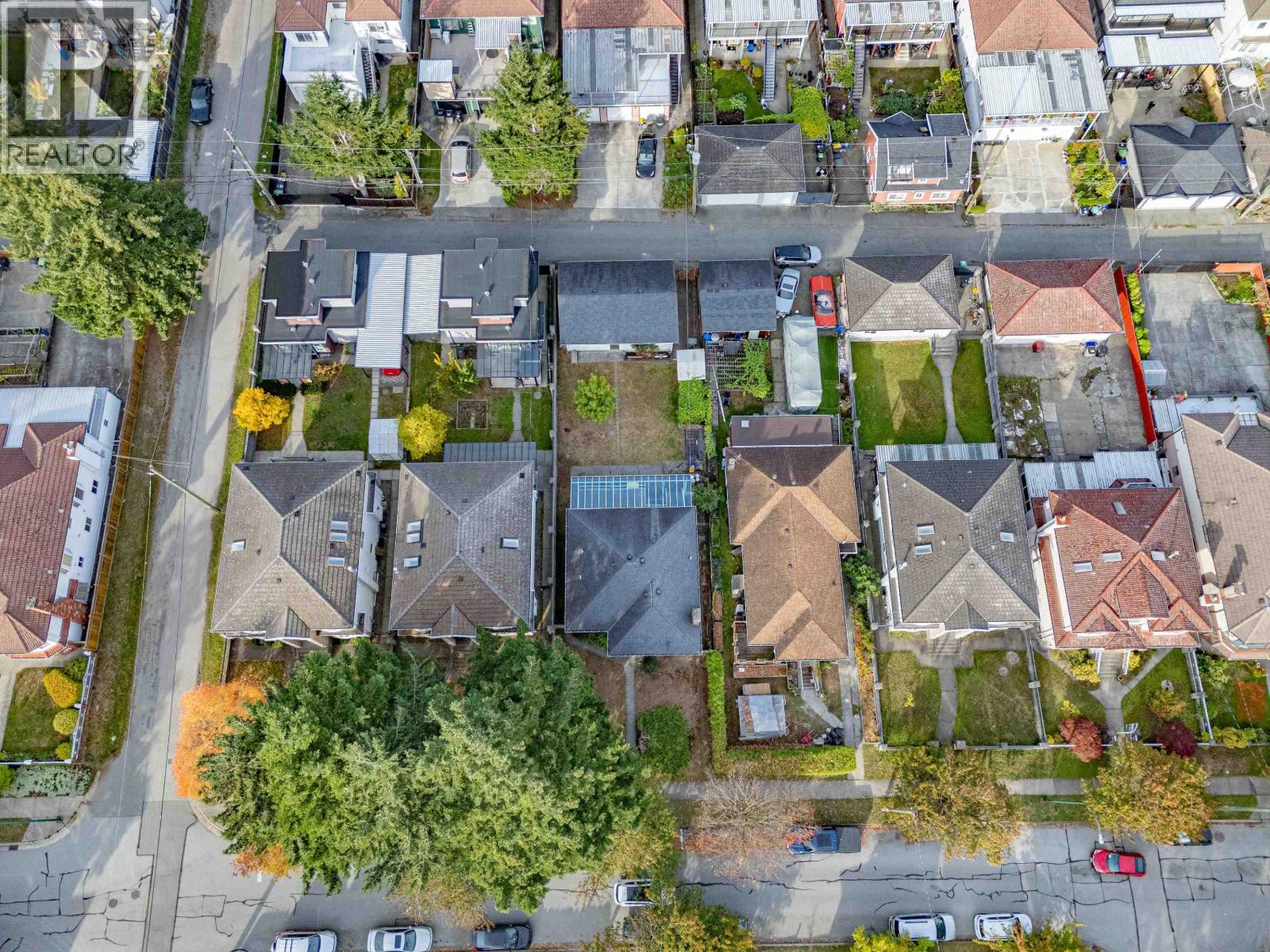 3631 WELLINGTON AVENUE, Vancouver - Image 1