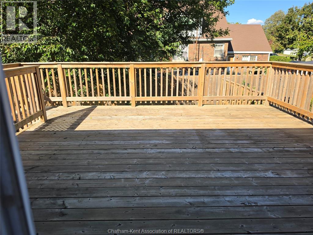213 Catherine STREET - 17