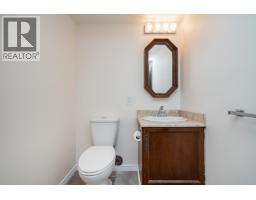 801 444 Lonsdale Avenue, North Vancouver, BC V7M3H5 Photo 18