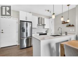 412, 122 Mahogany Centre SE - photo 13