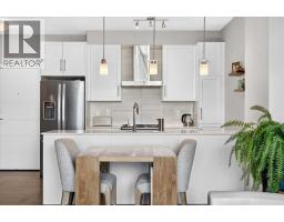 412, 122 Mahogany Centre SE - photo 10
