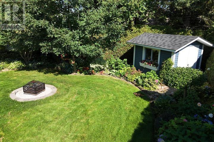 90 Florwin DR - 7