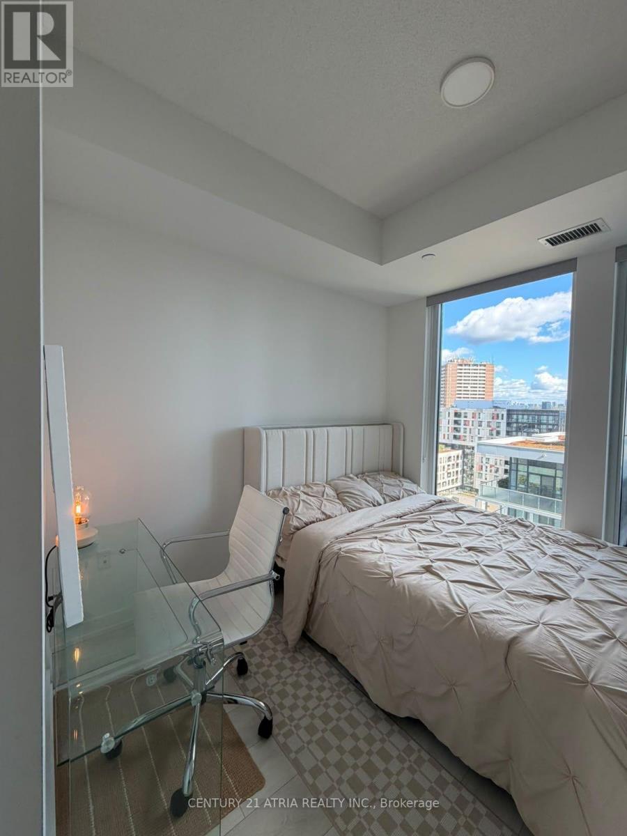 225 Sumach Street — photo 13