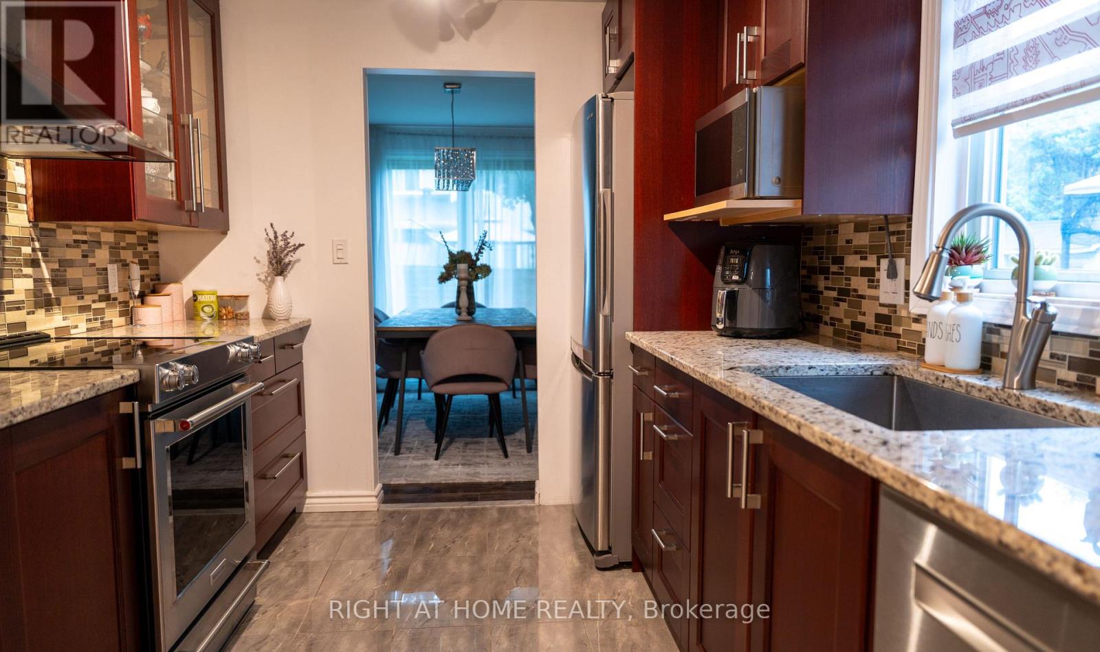 6080 Rivercrest Drive — photo 13