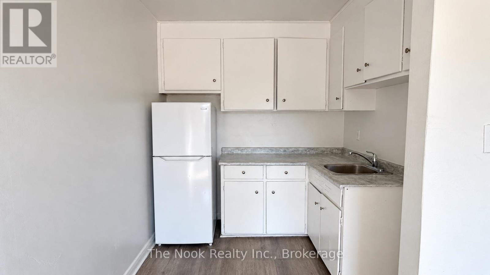 6- 1201 Cedar Street, Oshawa, ON photo 5