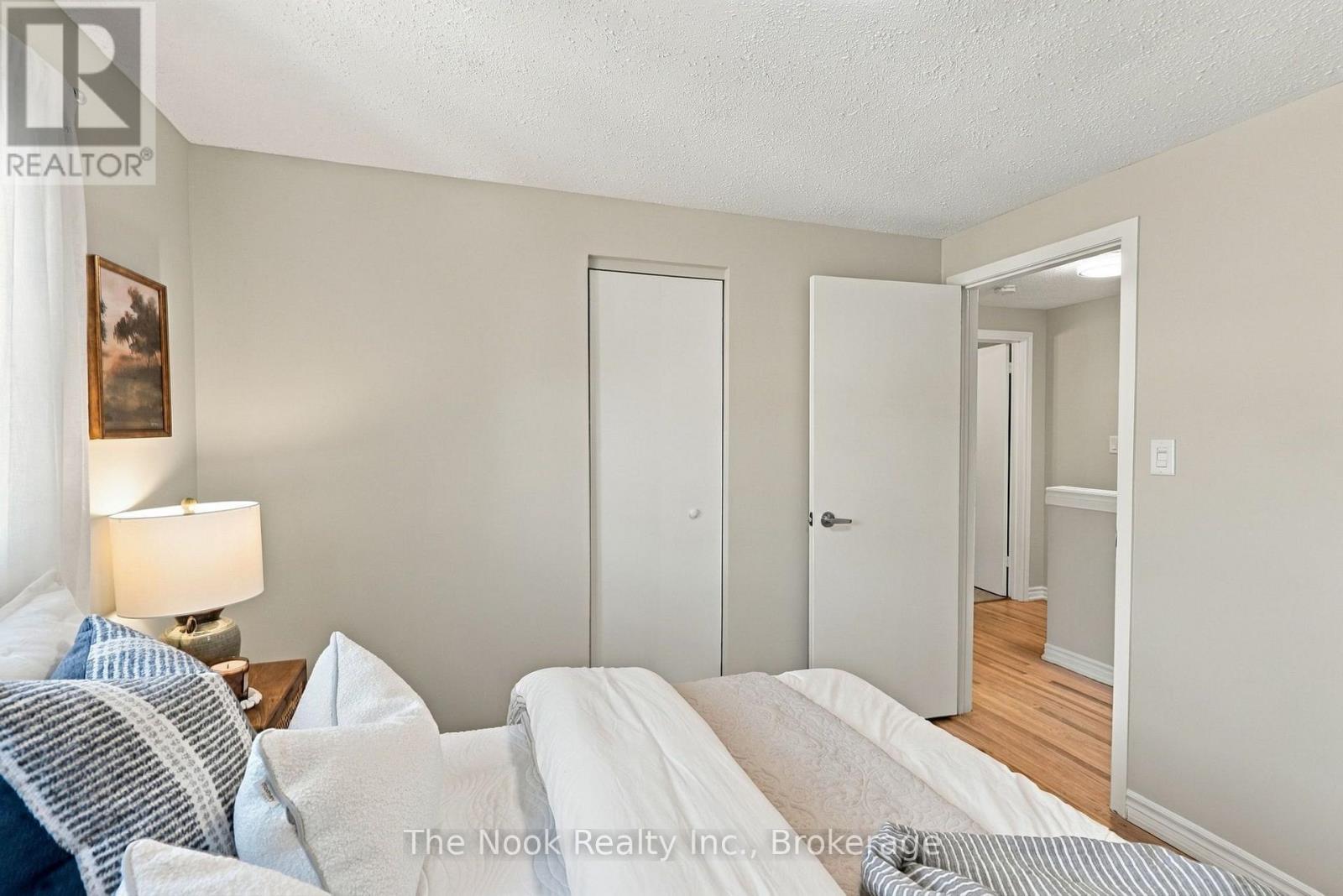 456 HARCOURT DRIVE - 30