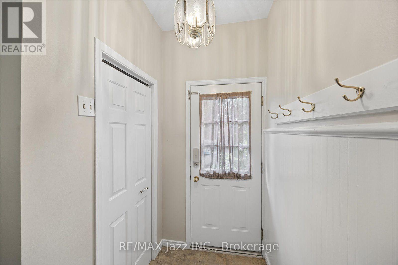 419 MAPLEWOOD DRIVE - 3