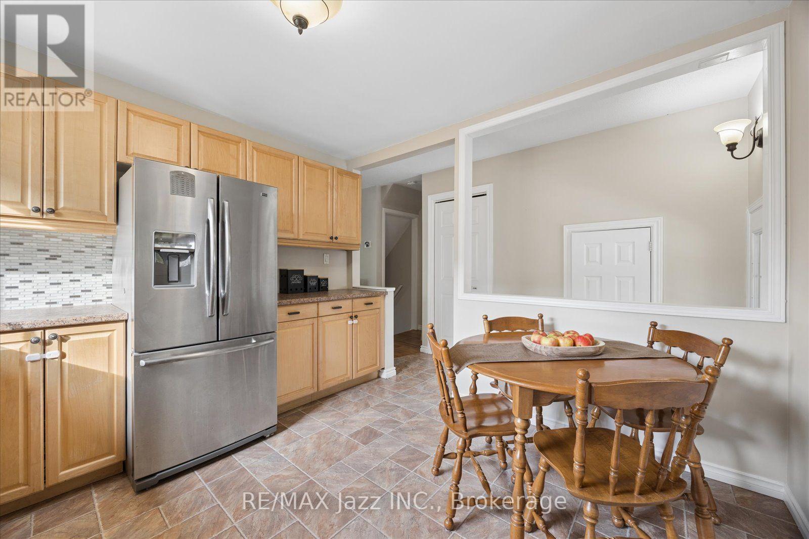 419 Maplewood Drive, Oshawa, ON photo 8