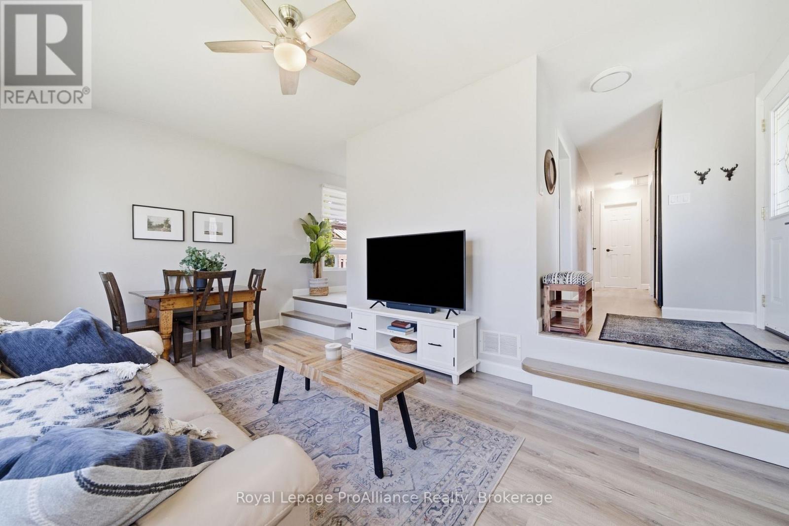 1 Alnet Drive, Belleville, ON photo 9