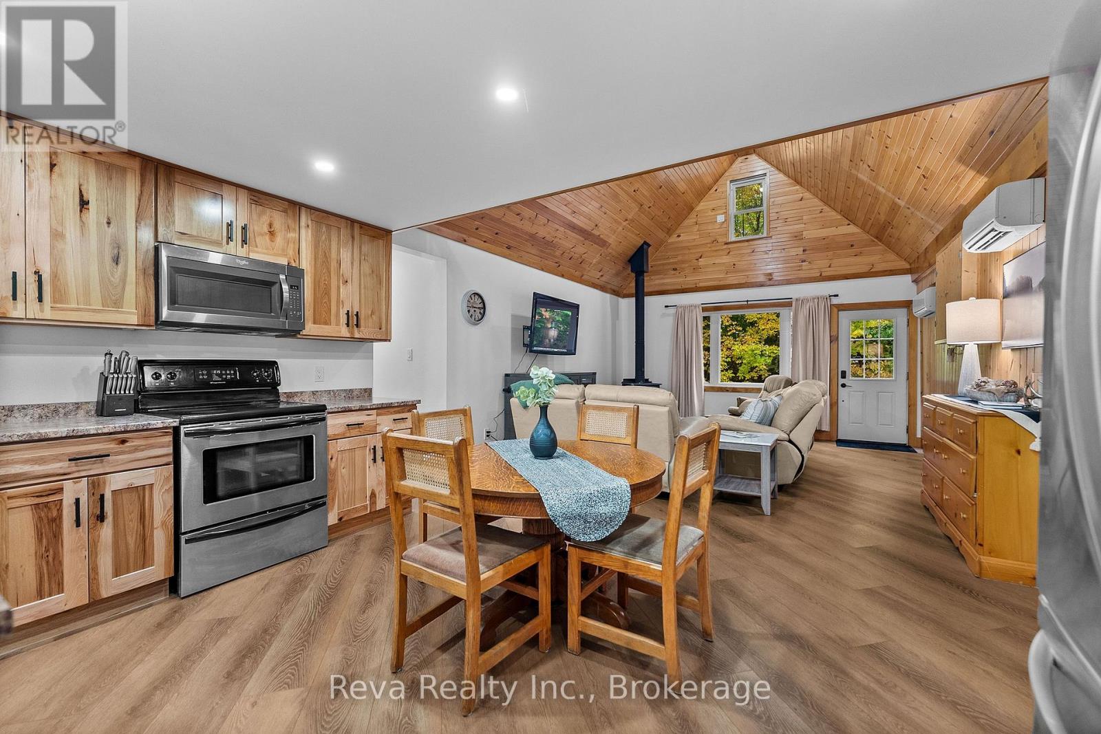 595 OLD DIAMOND LAKE ROAD - 10