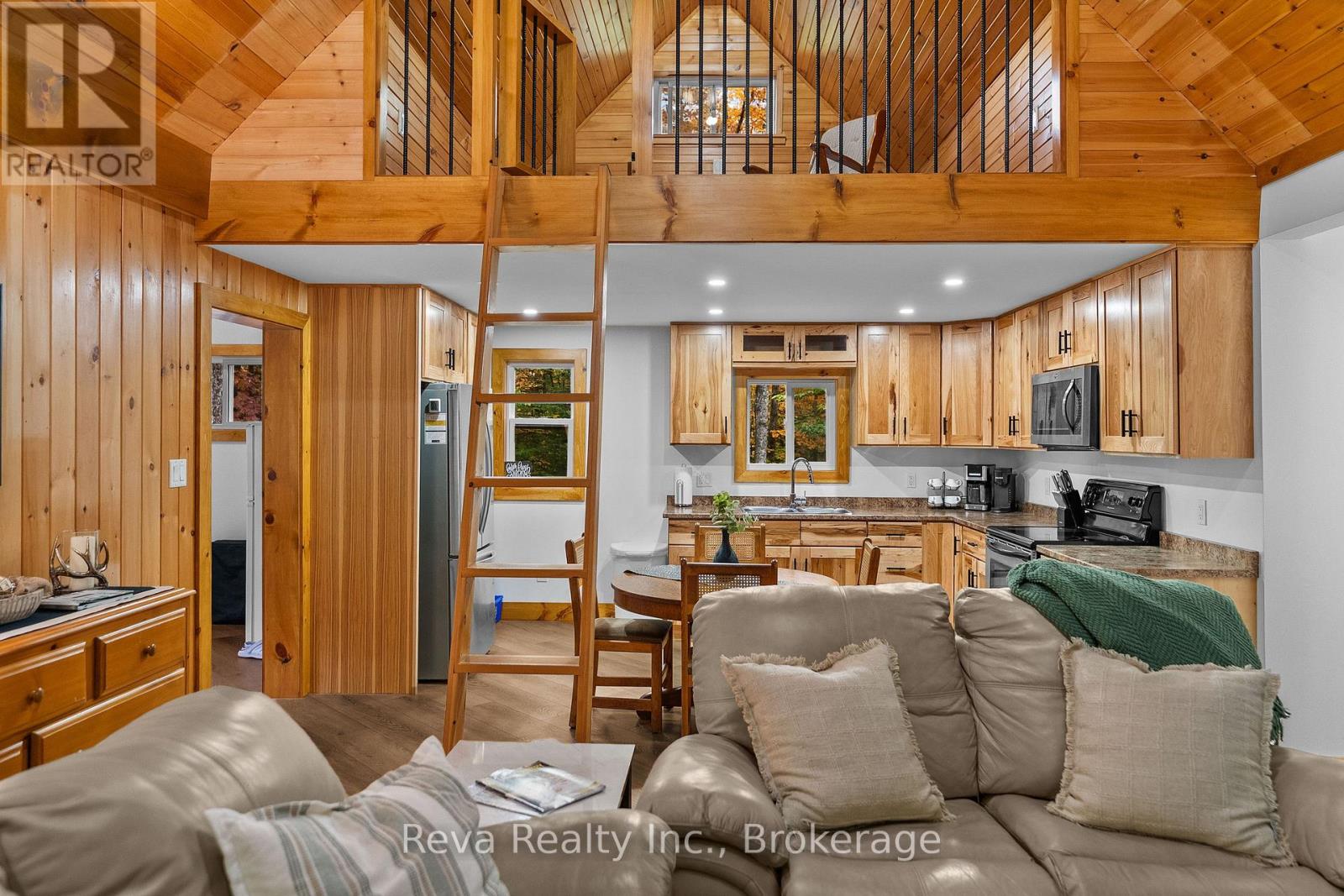 595 OLD DIAMOND LAKE ROAD - 17