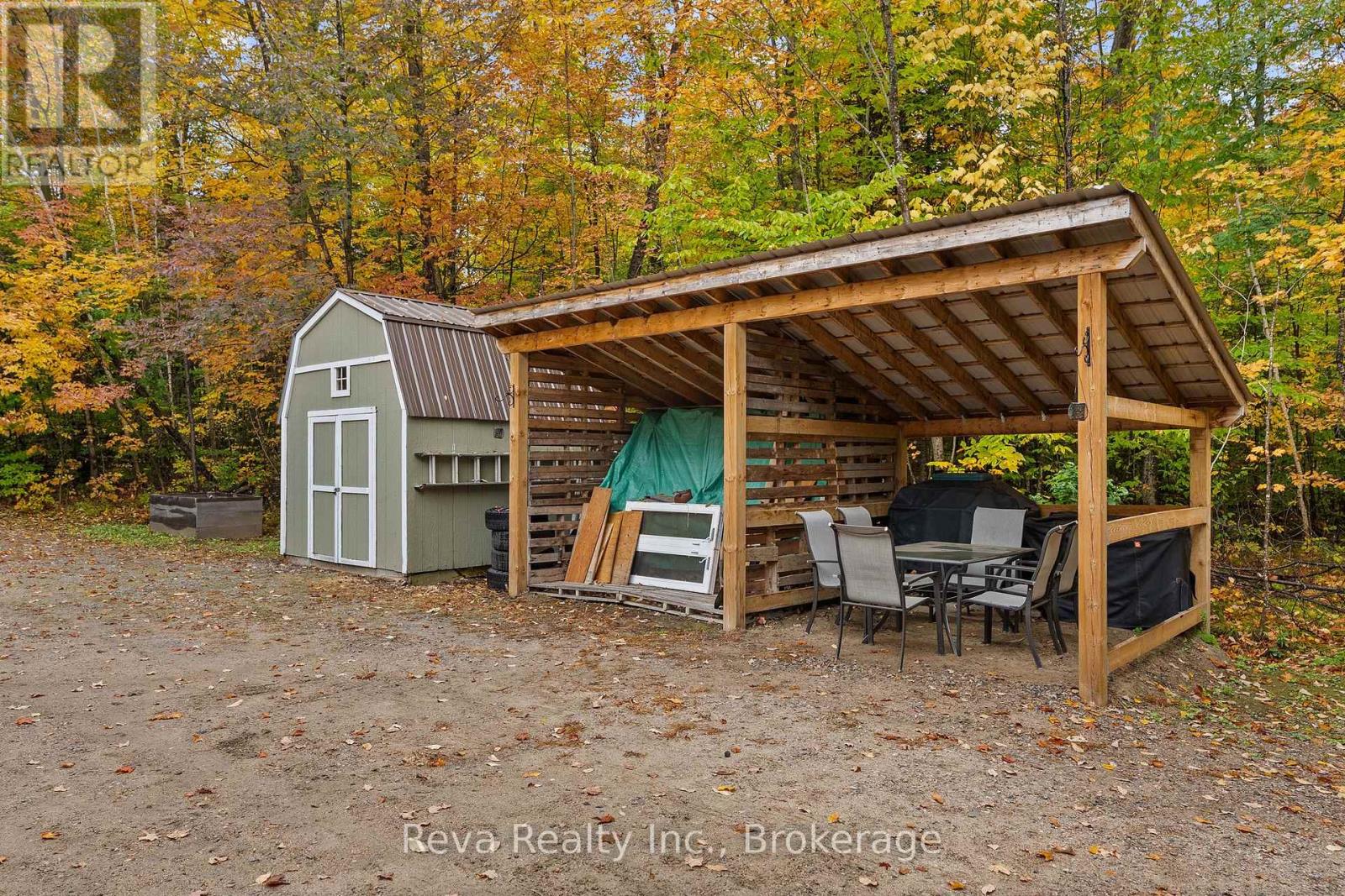 595 OLD DIAMOND LAKE ROAD - 33