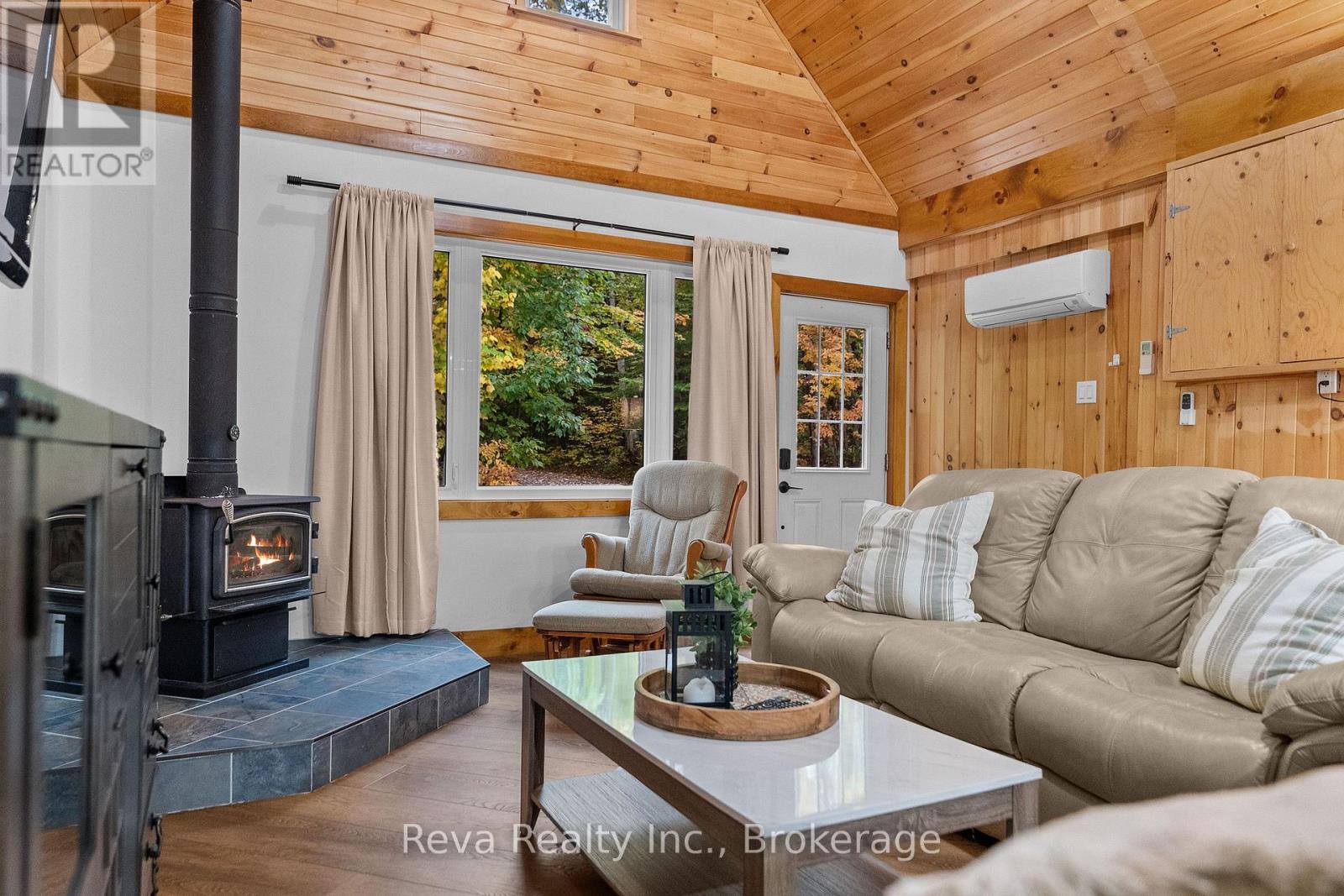 595 Old Diamond Lake Road, Hastings Highlands, ON photo 7