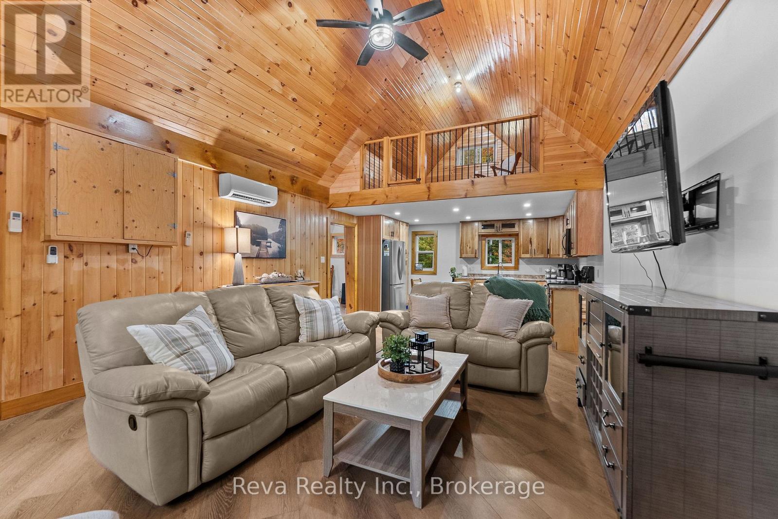 595 Old Diamond Lake Road, Hastings Highlands, ON photo 8