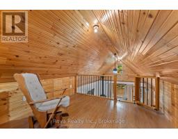 595 Old Diamond Lake Road, Hastings Highlands, ON K0L1C0 Photo 19