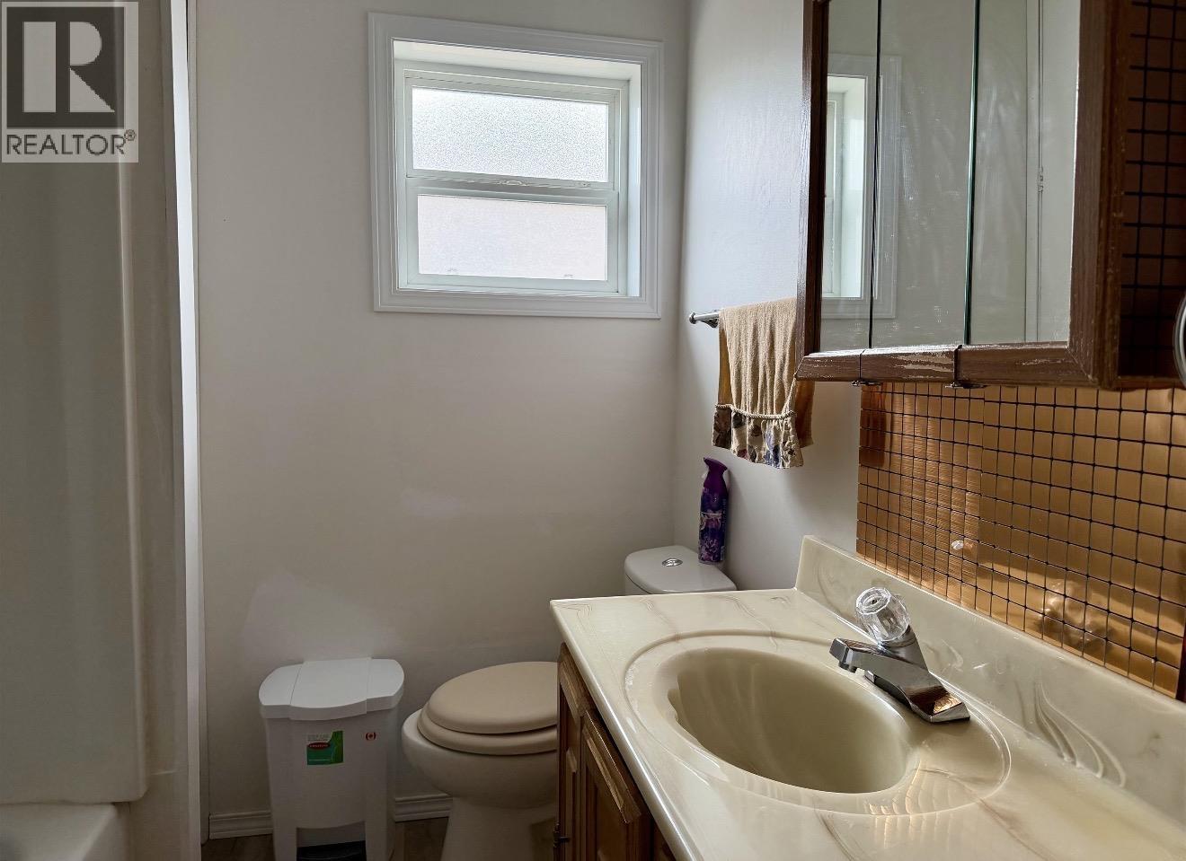 534 IRWIN STREET - 14