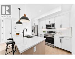 2238 44 Street NW - photo 12