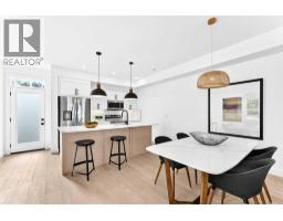 2238 44 Street NW - photo 11