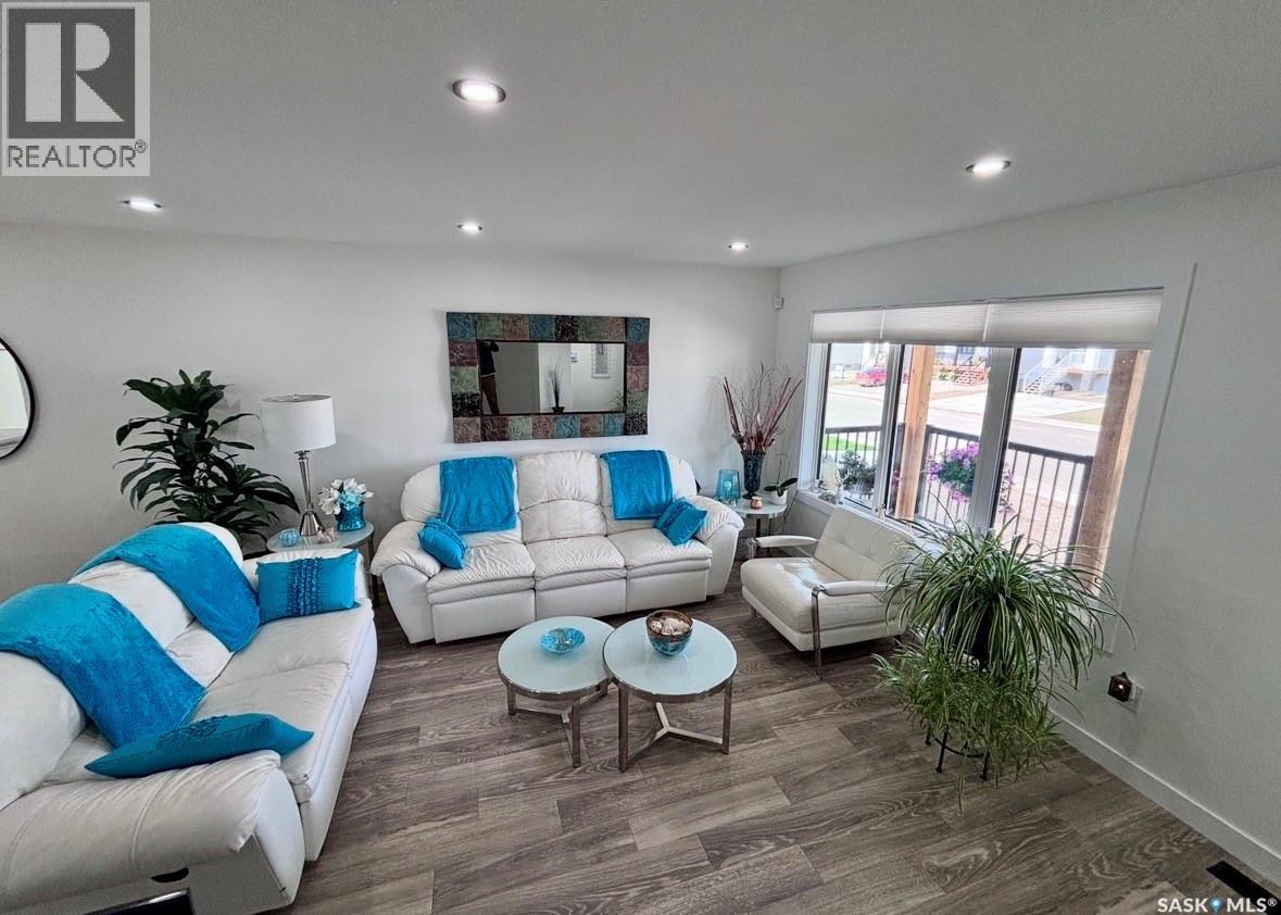 415 Eldorado STREET - 3