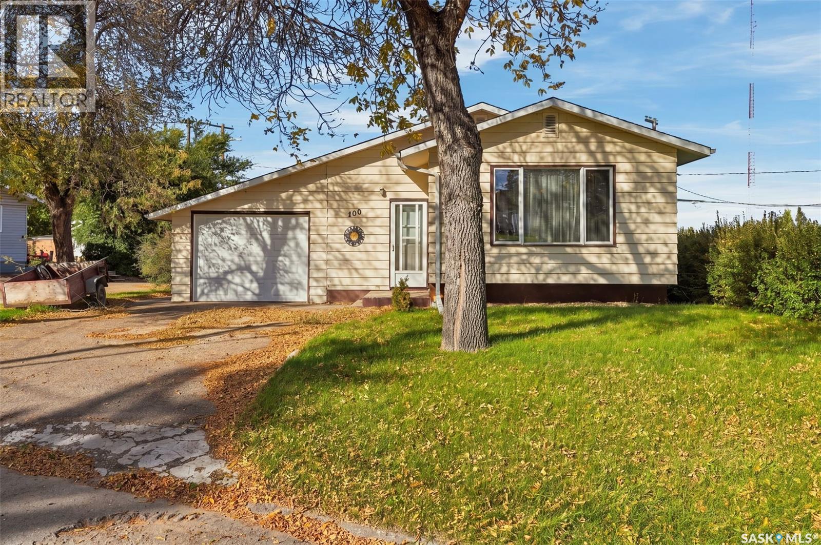 100 1St AVENUE SW, Ituna