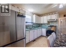 3pc Bathroom - 364 Osler Street, Regina, SK S4R1V6 Photo 8