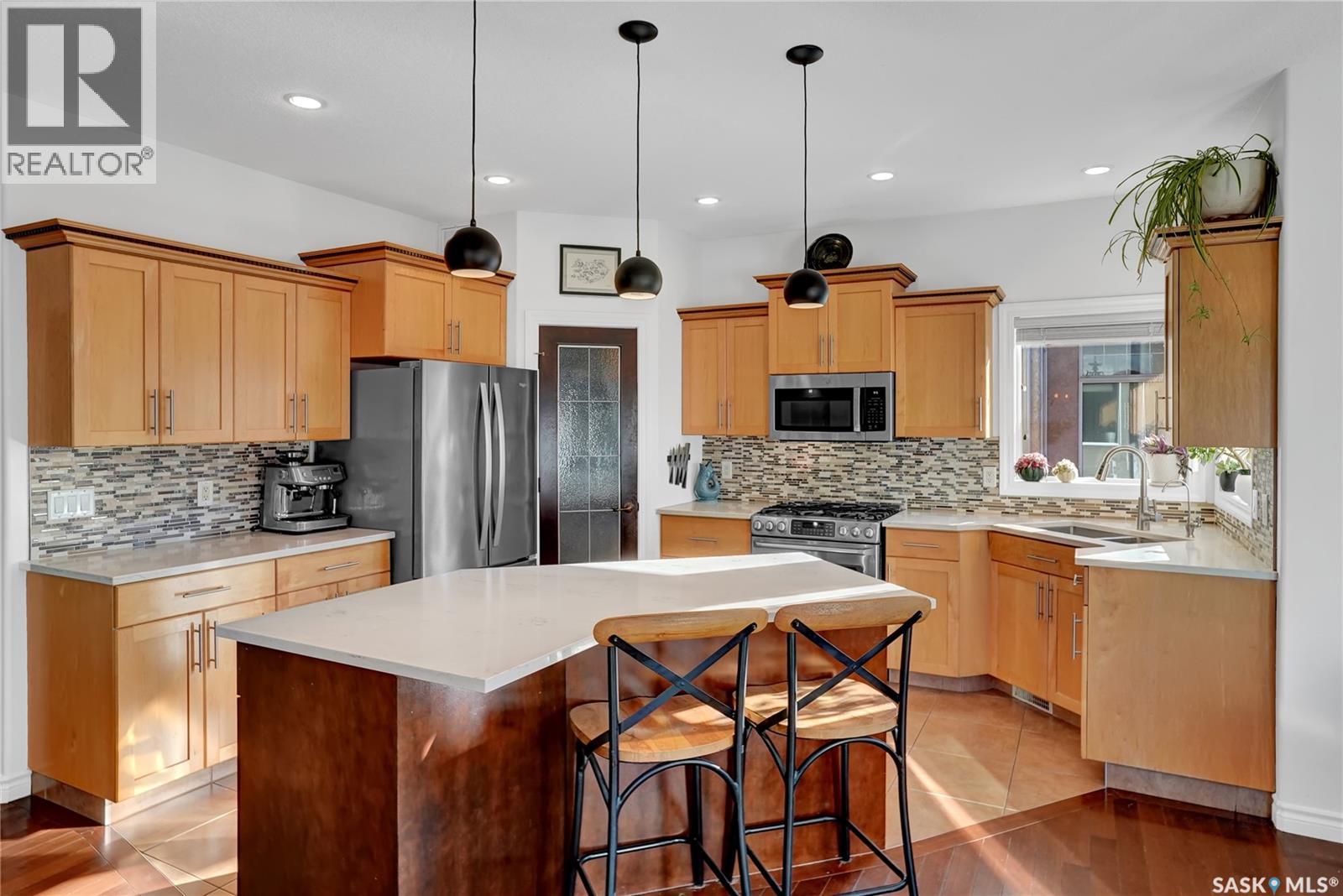 7043 Wascana Cove DRIVE - 11