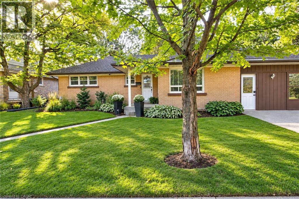 3 Oakwood Avenue