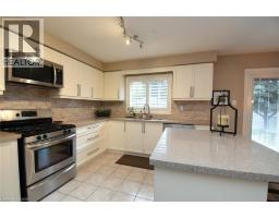 Kitchen - 470 Amanda Crescent, Burlington, ON L7L6H5 Photo 16