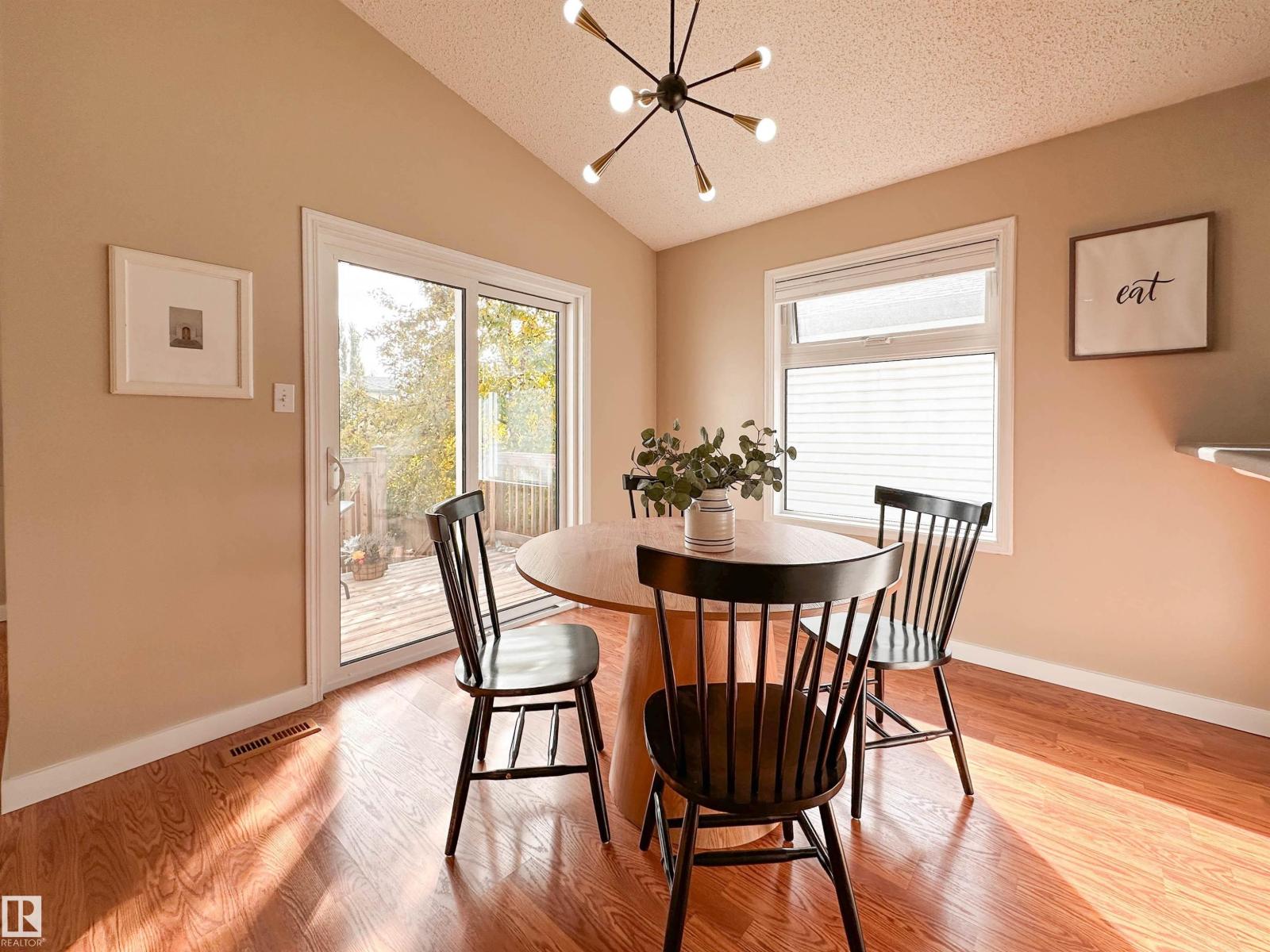 168 HERITAGE DR - 14