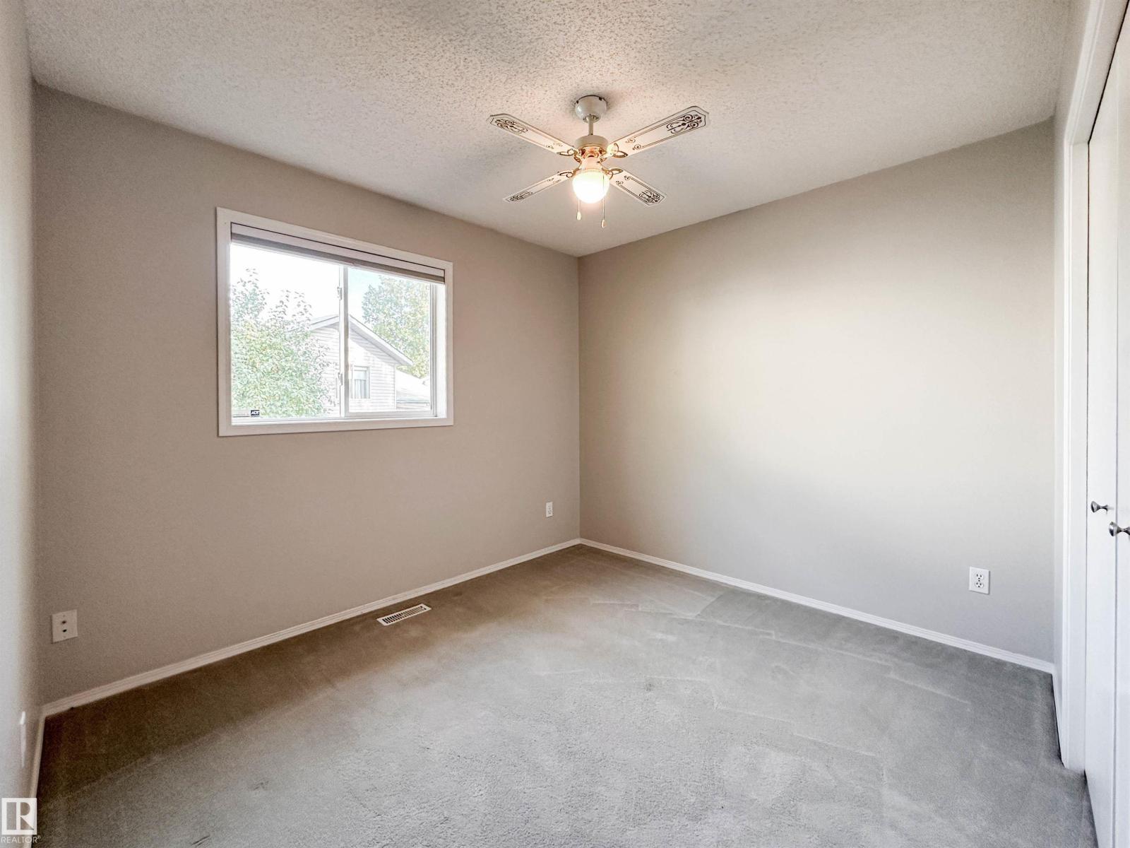 168 HERITAGE DR - 26
