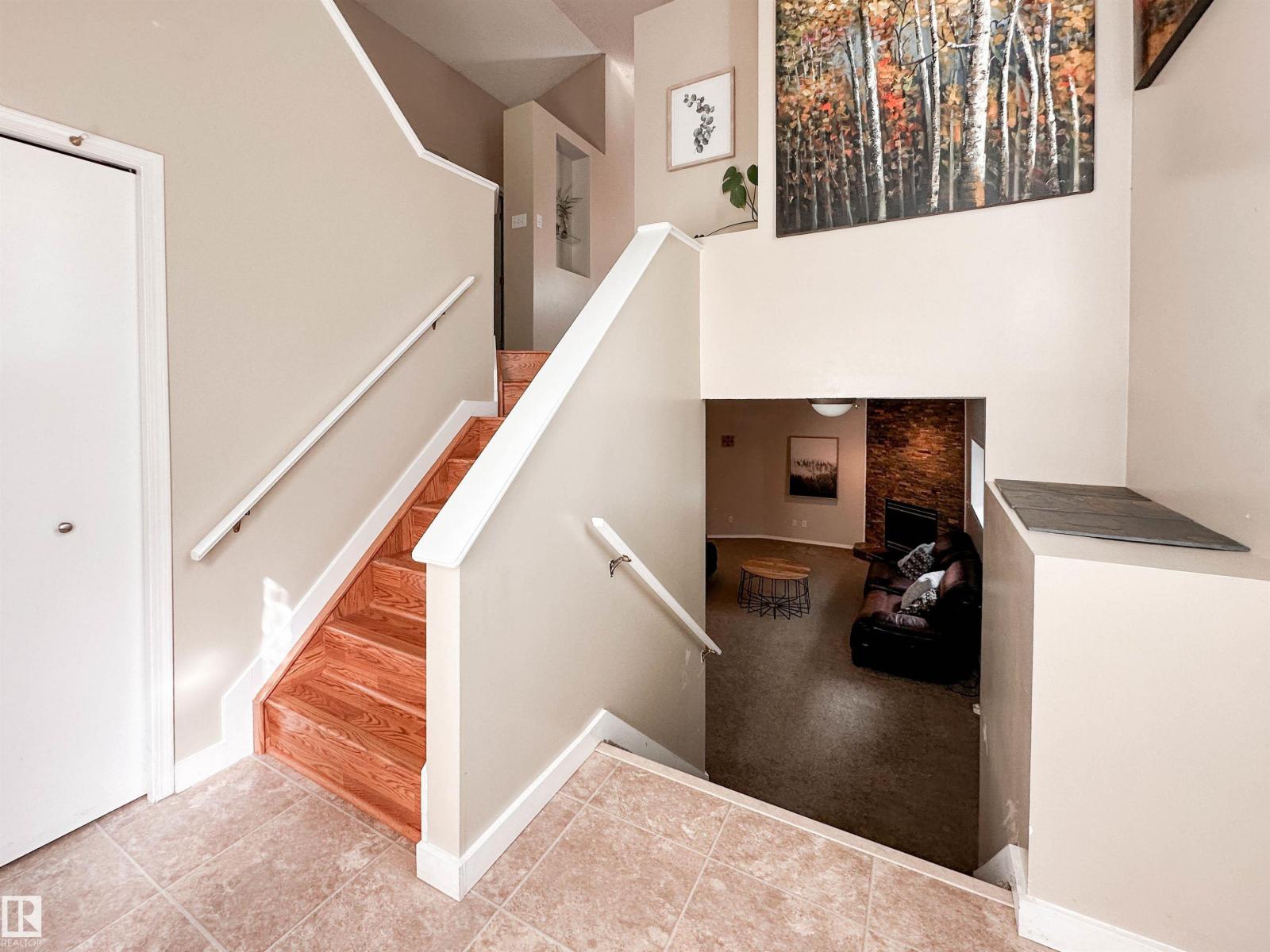 168 HERITAGE DR - 3