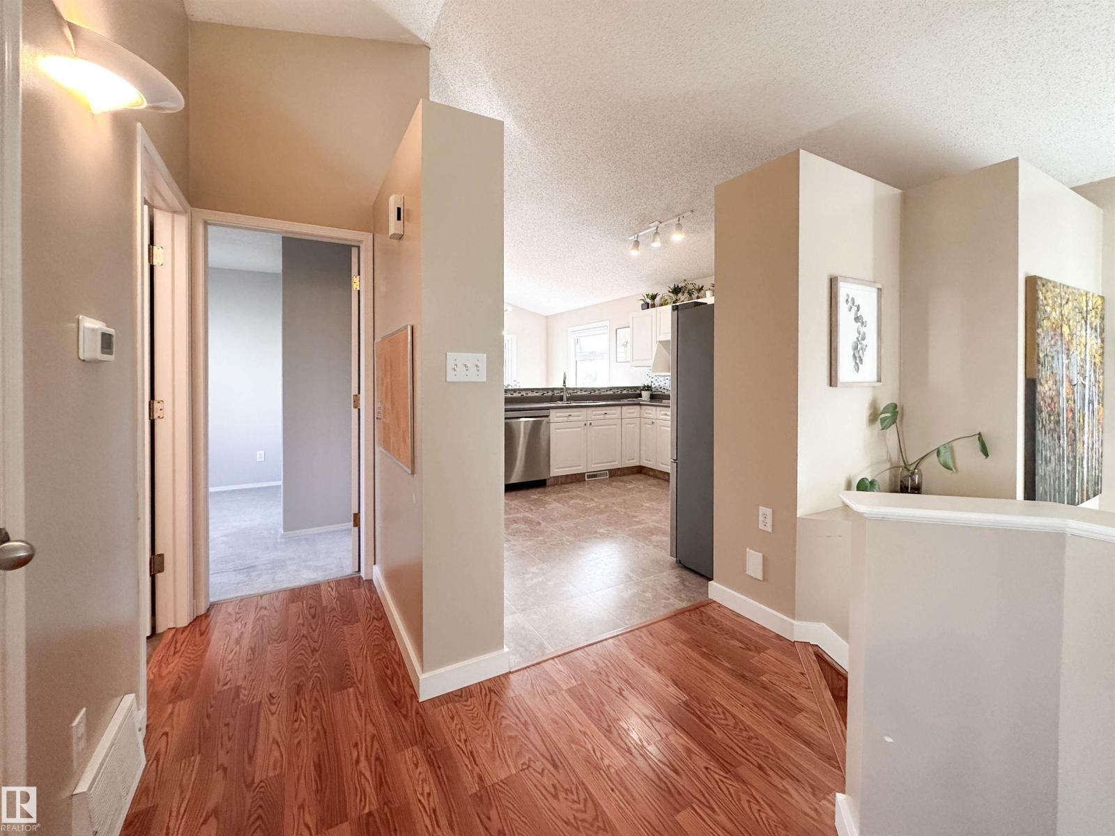 168 HERITAGE DR - 4