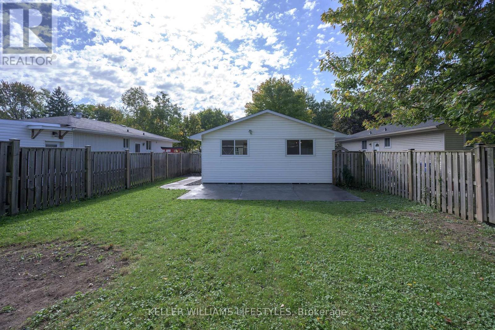 42 STROUD CRESCENT - Image 26