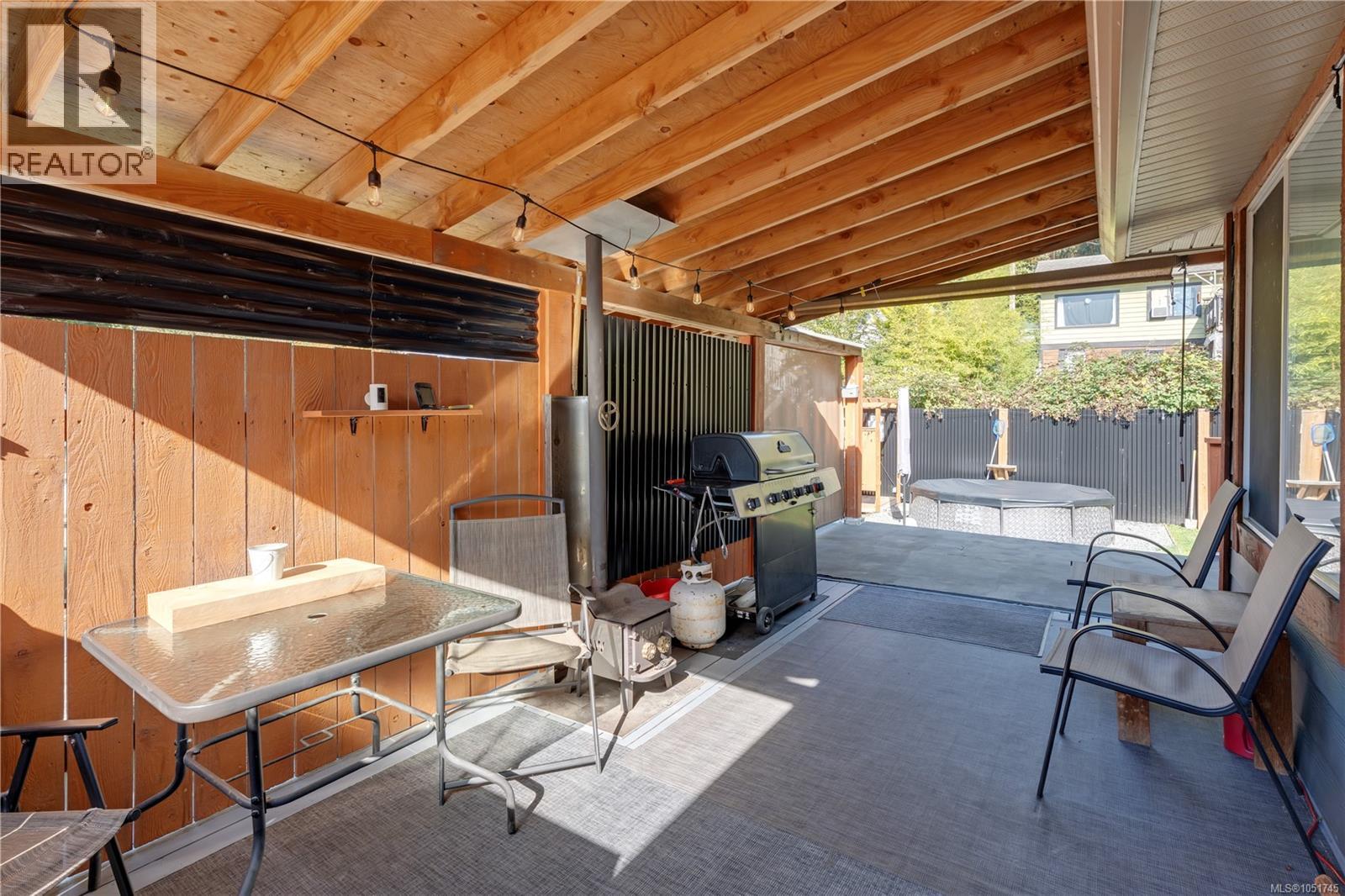 10579 Youbou Rd - 41