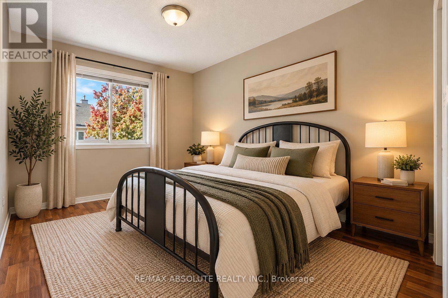 42 ROBLYN WAY - 23