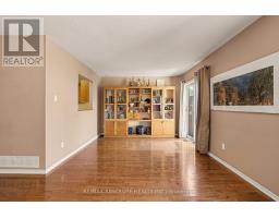 42 Roblyn Way, Ottawa, ON K2G5Z5 Photo 8