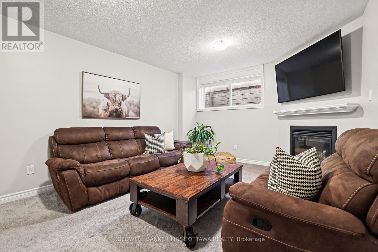 151 CALVINGTON AVENUE - 35