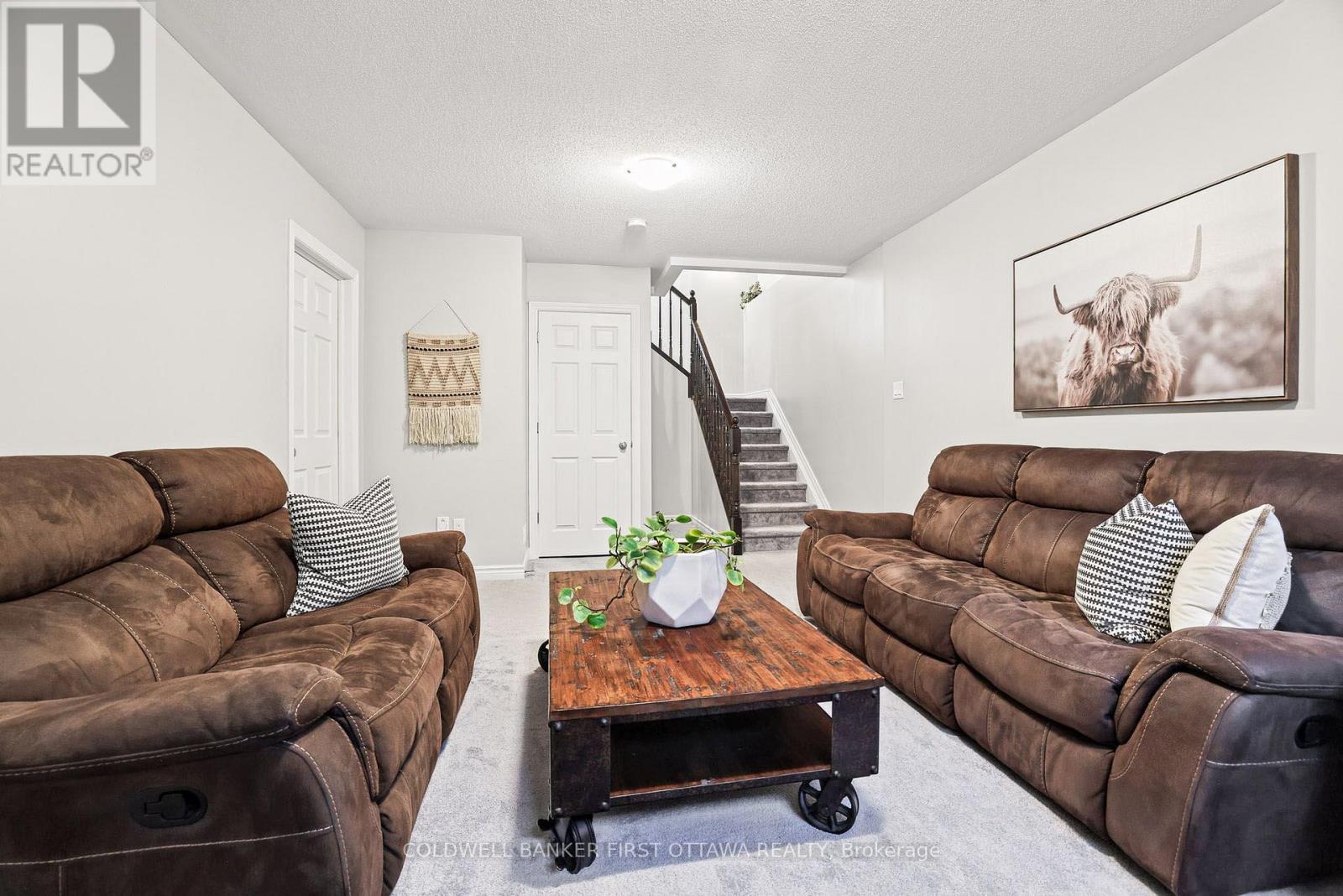 151 CALVINGTON AVENUE - 36