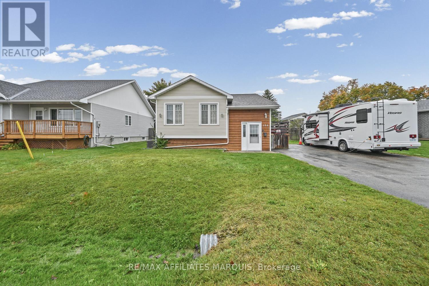 106 LORNE STREET - 1