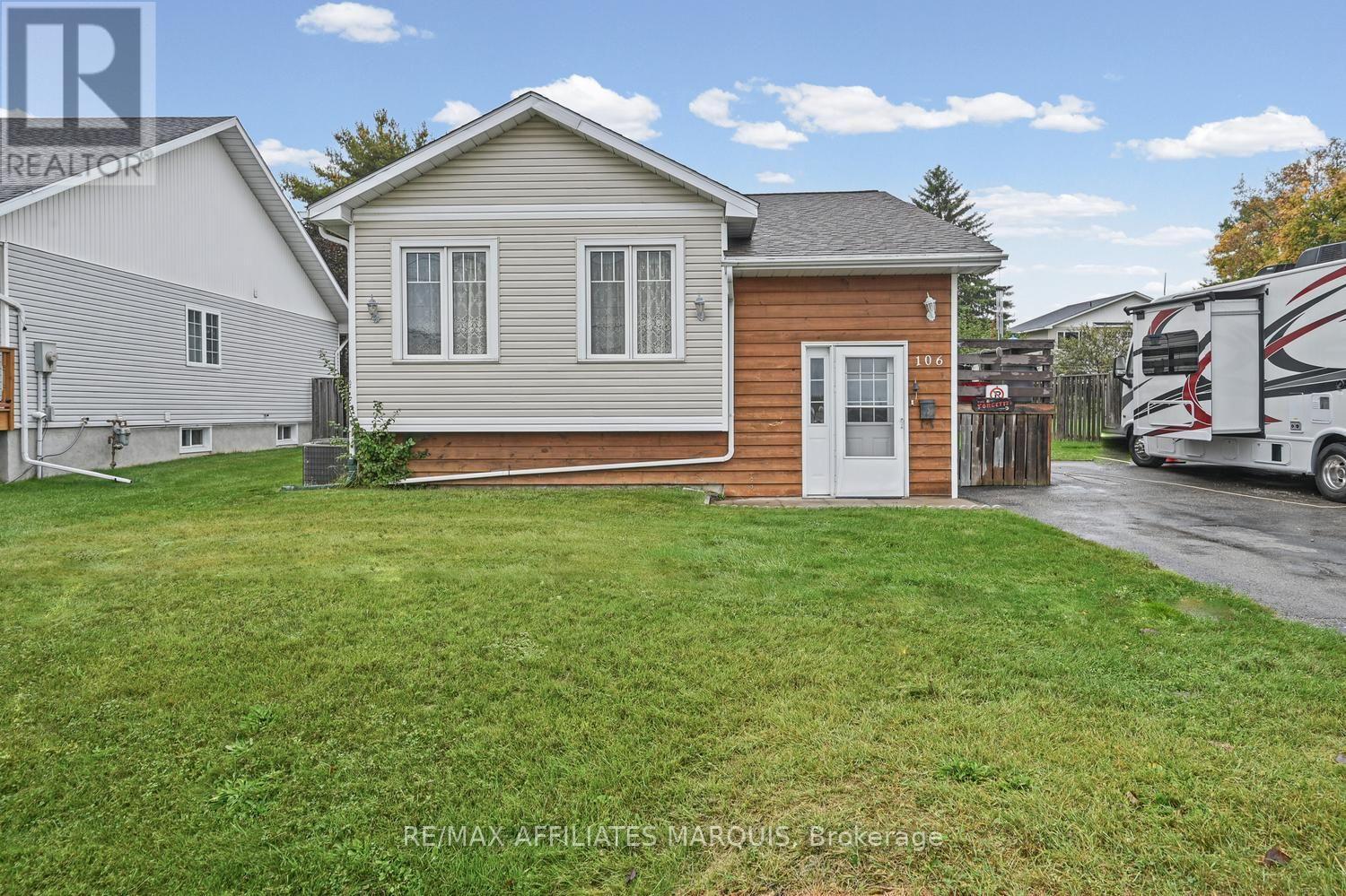 106 LORNE STREET - 2