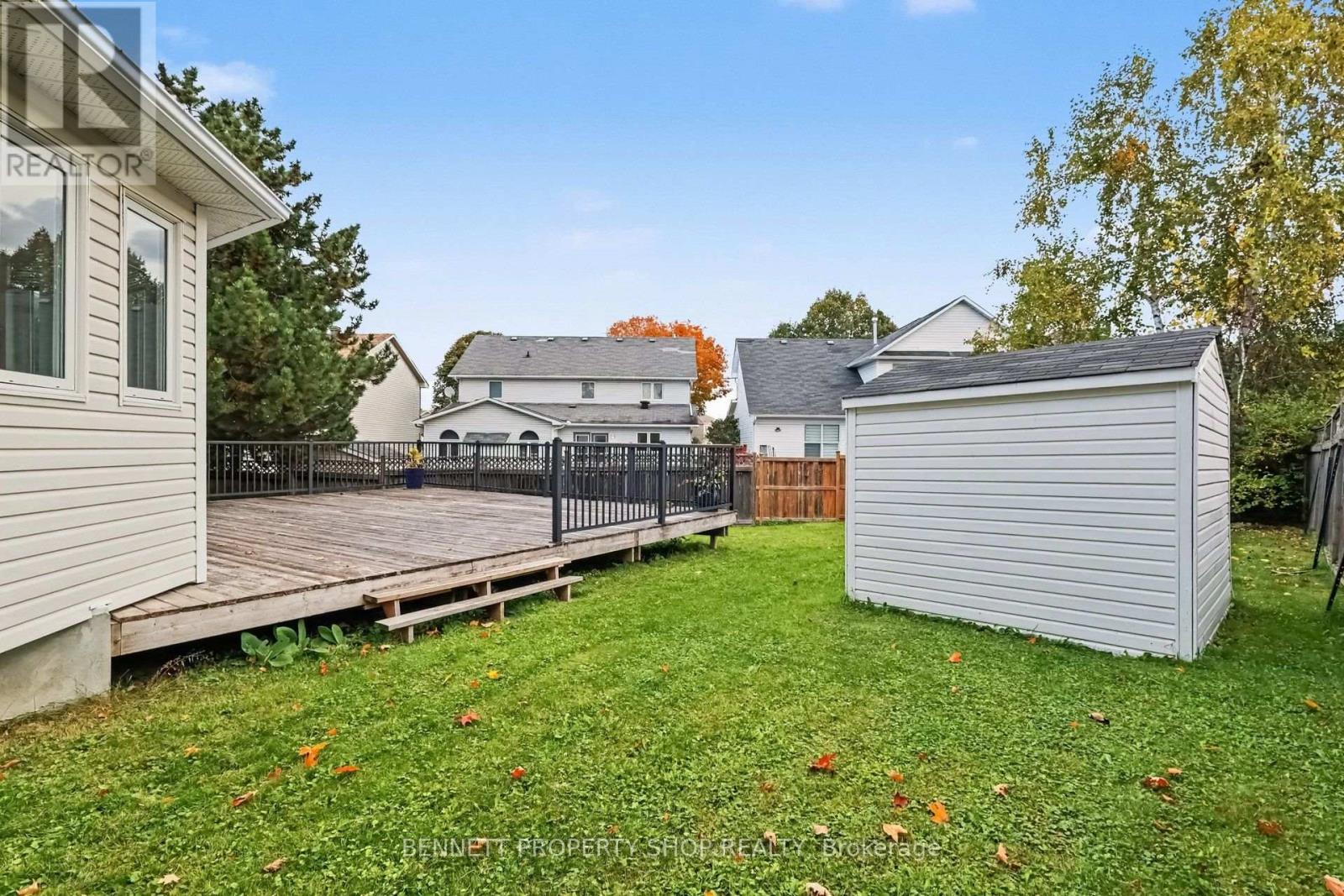 13 CANDOW CRESCENT - 21